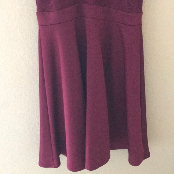 Dress - Picture 3 of 6